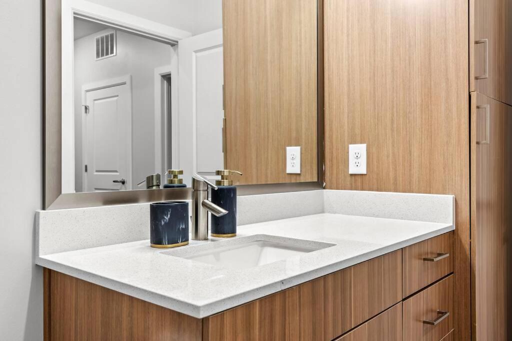 The Hollywood Suite The Gulch Нашвил Екстериор снимка